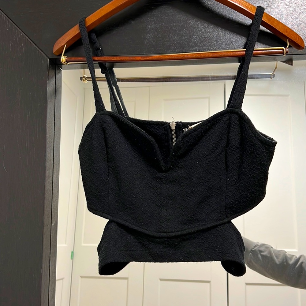 Crop top